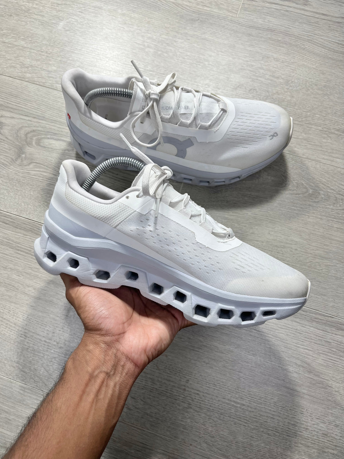 On Running Cloudmonster White Glacier - 61.97654 Size 8.5 U.K. Running shoes trainers