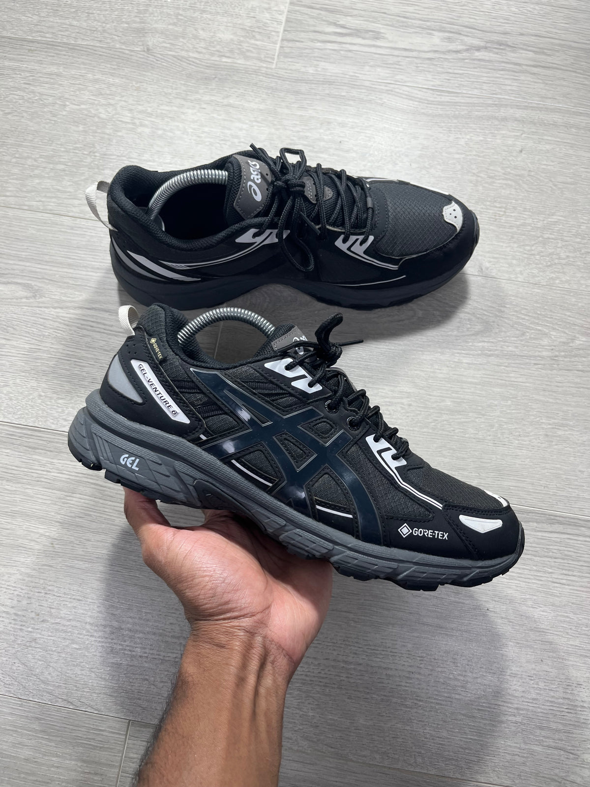 ASICS Gel-Venture 6 Gore-Tex Obsidian Grey - 1203A560-021 - Size 8.5 U.K. Trainer shoes