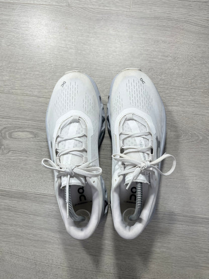 On Running Cloudmonster White Glacier - 61.97654 Size 8.5 U.K. Running shoes trainers