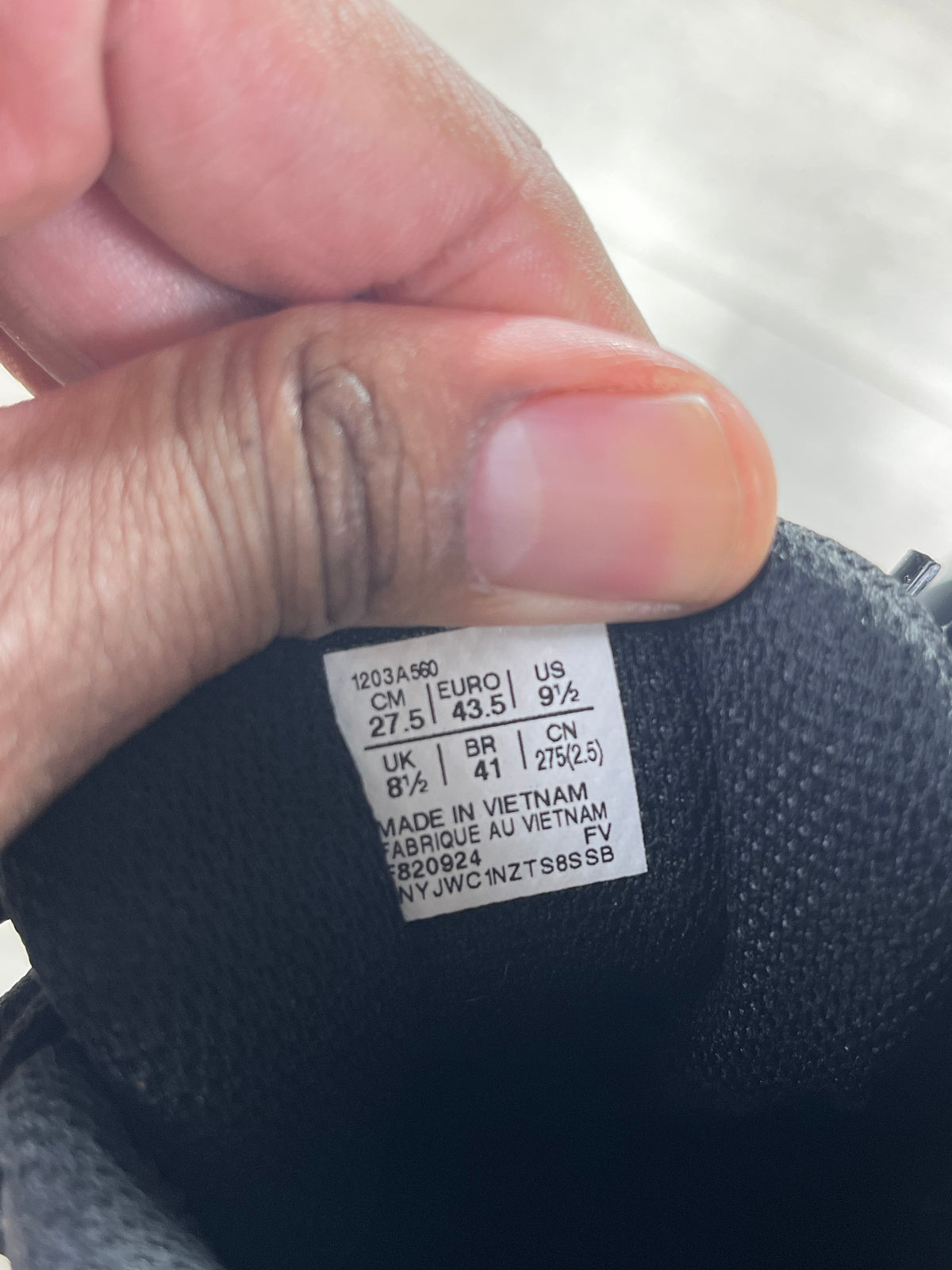 ASICS Gel-Venture 6 Gore-Tex Obsidian Grey - 1203A560-021 - Size 8.5 U.K. Trainer shoes