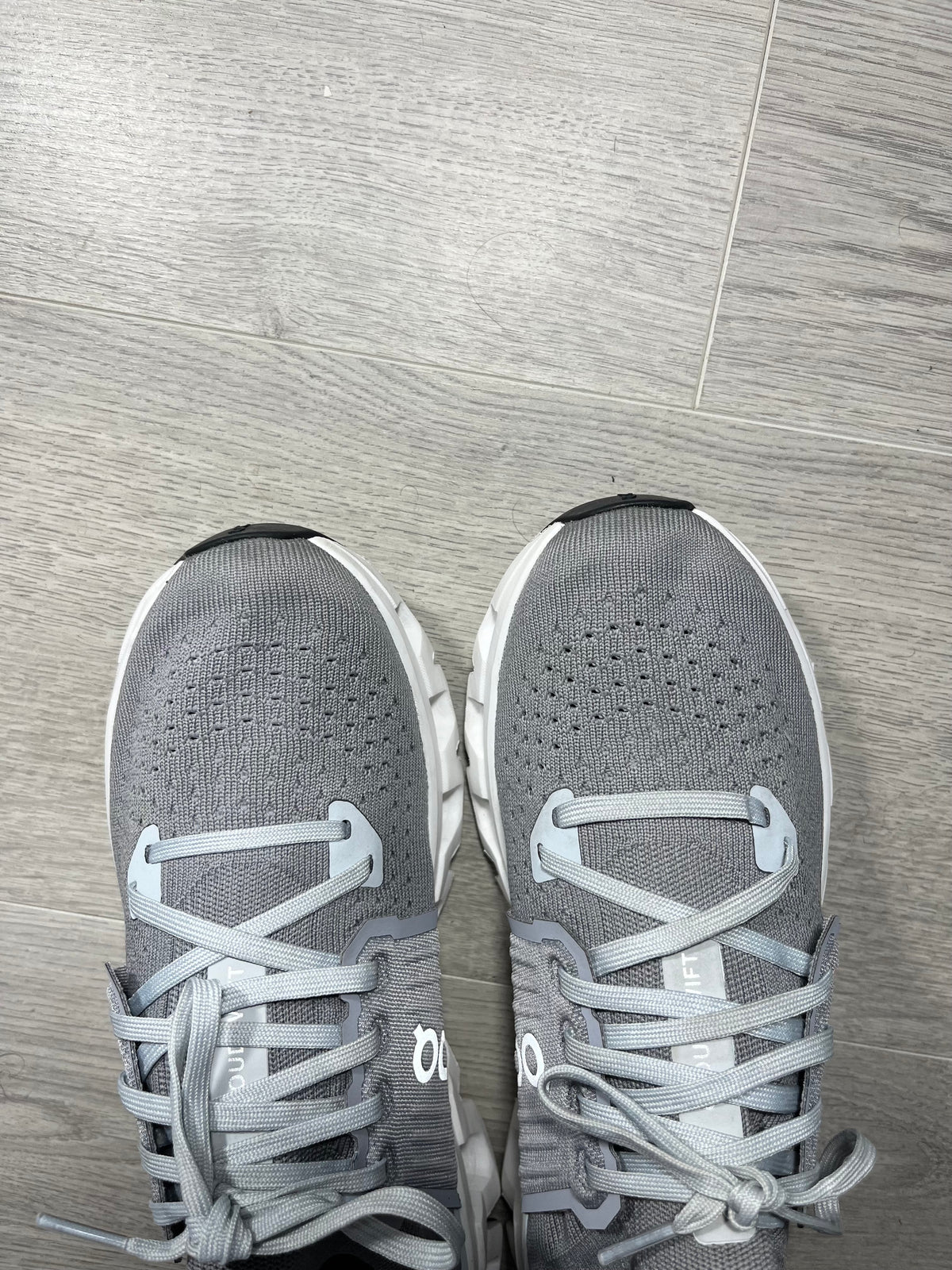 On Running Cloudswift 4 Alloy Glacier - 3MF10131014 - Size 6.5 U.K. trainer shoes