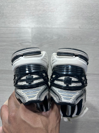 New Balance 1906R Silver Metallic Black - M1906RER - Size 9 U.K. trainer shoes