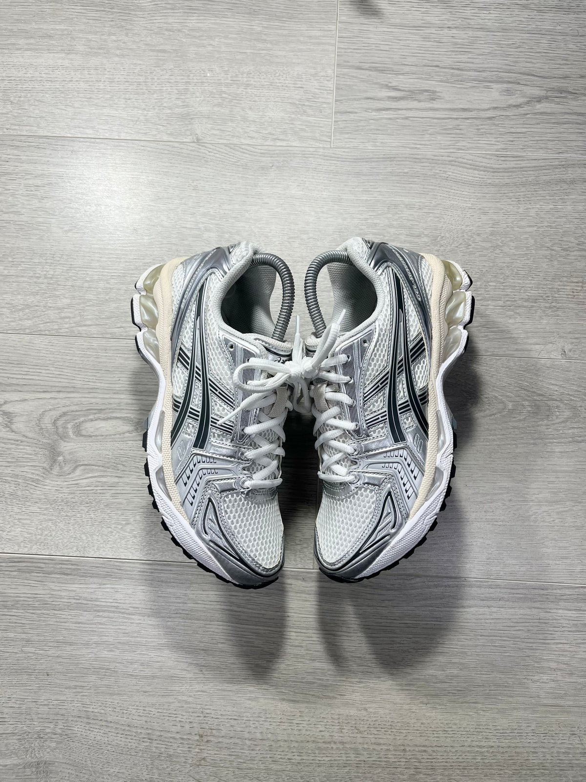 ASICS Gel-Kayano 14 White Graphite Grey Size 5.5 U.K. - 1203A537-110 Running trainer shoes