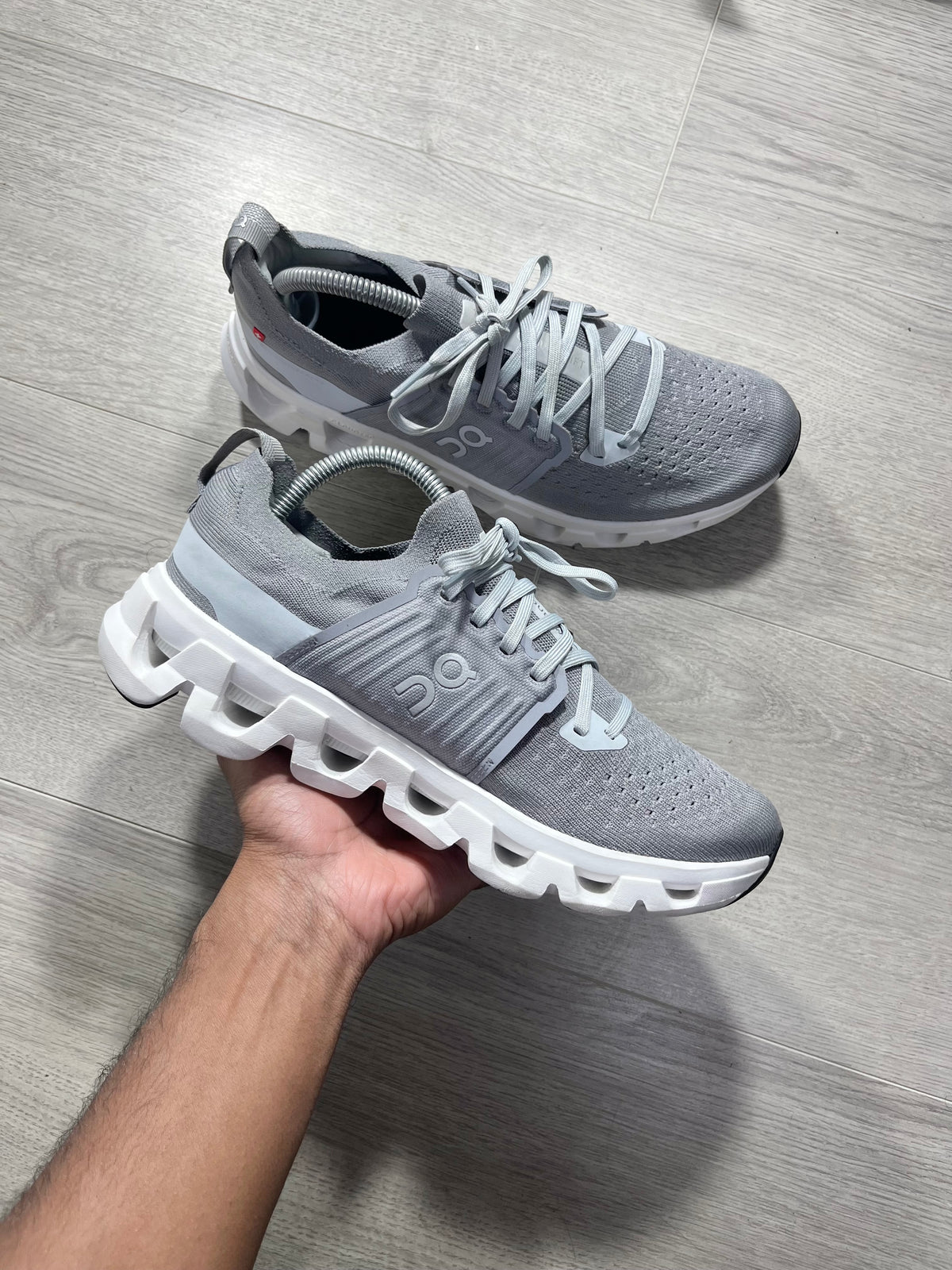 On Running Cloudswift 4 Alloy Glacier - 3MF10131014 - Size 6.5 U.K. trainer shoes