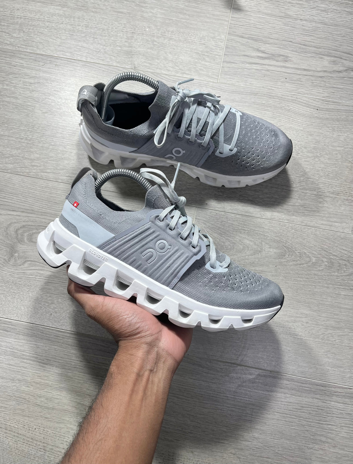 On Running Cloudswift 4 Alloy Glacier - 3MF10131014 - Size 6.5 U.K. trainer shoes