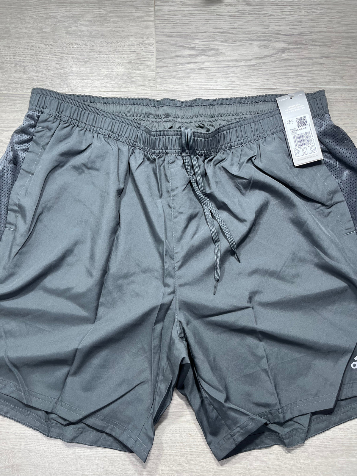 Men’s Adidas Own the Run Gym Sport sportswear Shorts Grey Areoready  - H34502 - Size 2XL