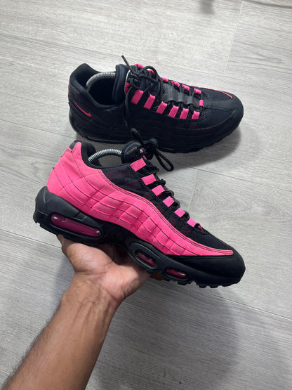 Nike Air Max 95 Black Pink Blast Size 8.5 U.K. trainer shoes