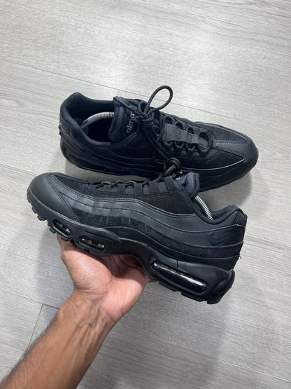 Nike Air Max 95 Essential Triple Black - CI3705-001 - Size 11 U.K. Trainer Shoes