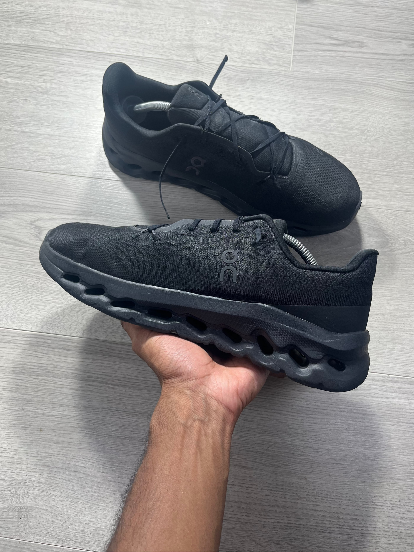 On Running Cloudtilt Black Eclipse Men's - 3ME10100264 - Size 11 U.K. Trainer Shoes