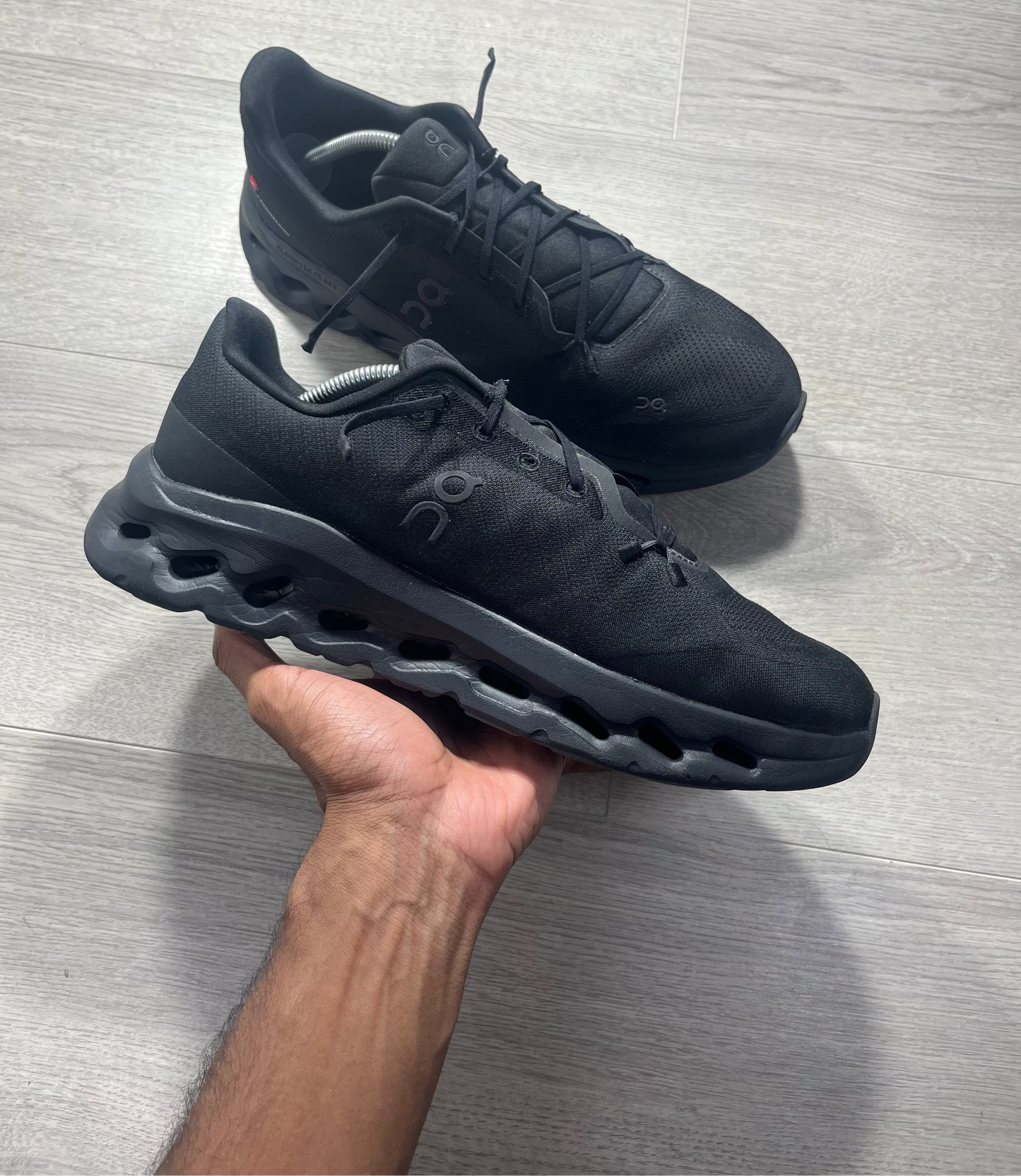 On Running Cloudtilt Black Eclipse Men's - 3ME10100264 - Size 11 U.K. Trainer Shoes